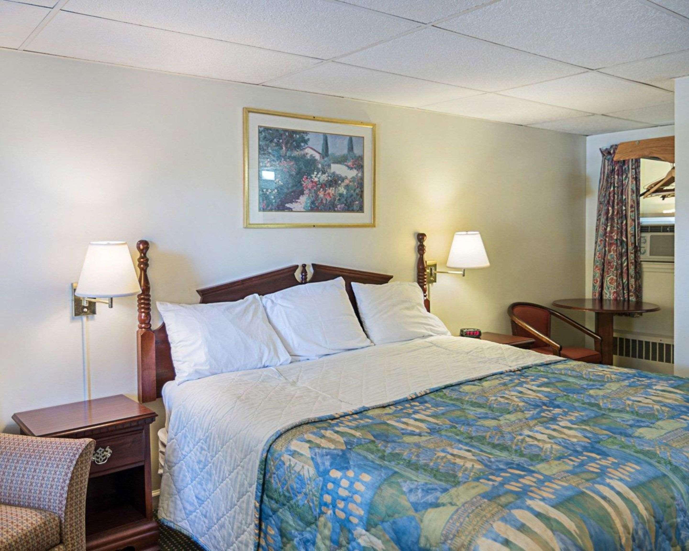 Rodeway Inn Westminster Luaran gambar